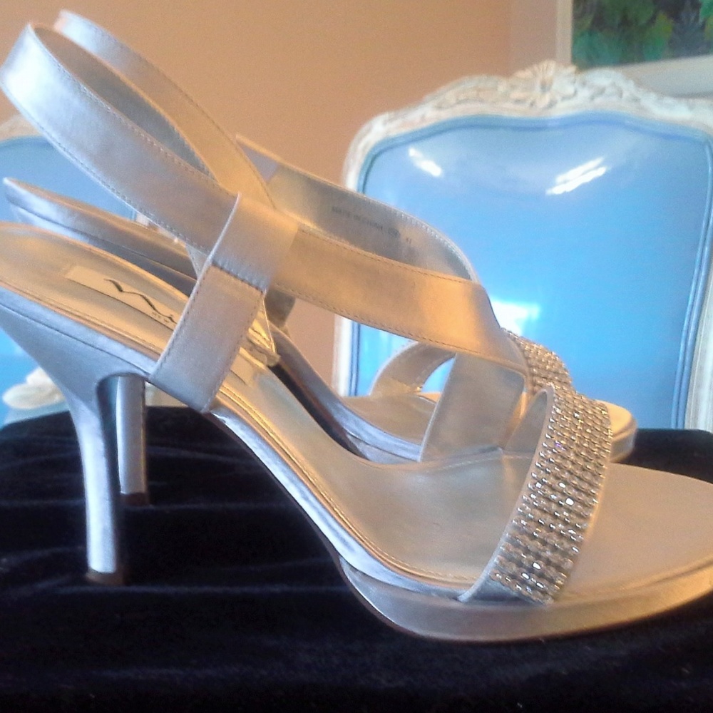 Nina Gloria YS Silver Crystal Sandal Heels - Picture 7 of 8